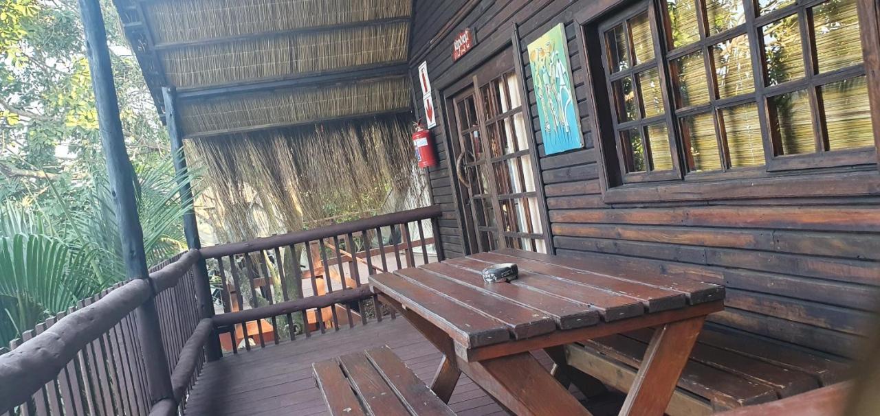 Mozbevok Coconut View Resort Понта-ду-Оуро Экстерьер фото
